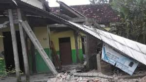 Bila berada di dalam atau luar rumah, didalam ruangan umum, lift, bila sedang mengendarai kendaraan dan gunung atau pantai. E5cam Dy7rl6zm
