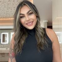 Alea Sanders's Instagram, Twitter & Facebook