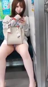 Asian upskirt - video 4 - ThisVid.com
