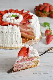 Torta Panna E Fragole Una Vera Delizia Con Un Semplice Pan Di Spagna Torte Alimentari Ricette Dolci Idee