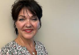 Bonnie Epperson's Instagram, Twitter & Facebook