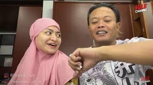 Ferdi anak bungsu kang sule ingin cepat punya adik. Nathalie Holscher Hamil 3 Bulan Sule Ungkap Kebiasaan Sang Istri Lagi Makan Terus Tribunnews Com Mobile