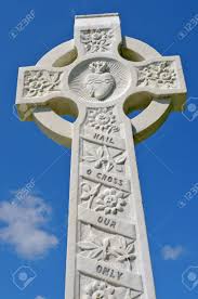 The university of south florida police department put out a tweet on june 5 asking for help identifying a man caught on camera stealing property from the yuengling center in tampa florida. Beispiel Fur Vor 1900 Irish Celtic Cross Mit Traditionellen Keltischen Carving Detail Aus Einem Grab In Der Beruhmten Wahrzeichen Milltown Friedhof Belfast Dem Grossten Katholischen Friedhof In Belfast Und Gleichbedeutend Mit Irischen