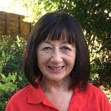 Brenda Ashton's Instagram, Twitter & Facebook