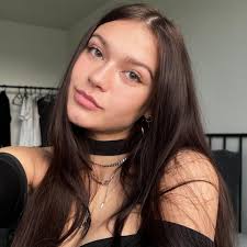 Hun er en af de nye landmænd, men bag smilet gemmer der sig også en helt  anden historie