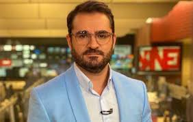 Os jornalistas que dividiram comigo a cobertura ontem, todos experientes e de alto nível profissional mas é importante pontuar a autocrítica da globo news. Marcelo Cosme Da Globonews Recebe Ataques Racistas E Homofobicos Ofuxico