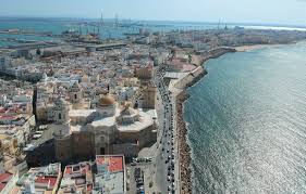 | you could write several weighty tomes about cã¡diz and still fall short of nailing its essence. Cadiz Sehenswurdigkeiten 7 Highlights Reisetipps