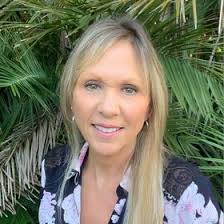 Beth Miskiewicz's Instagram, Twitter & Facebook