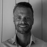 Hans Jacob's Instagram, Twitter & Facebook