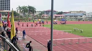 Anda olahraga olimpik permainan, lebih tepat untuk lari gawang kemudian menjadi yang terpantas dan paling tangkas melompat pagar dengan sempurna jika tidak. 110m Lari Berpagar Kejohanan Olahraga Majlis Sukan Sekolah Sarawak Ke 48 Tahun 2020