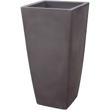 Kleine öffnungen im boden verhindern die bildung von staunässe. Blumentopf Gross Plastik