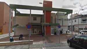 Último precio 50.000 se vende amplio piso. Centro De Salud El Saladillo Algeciras Sur En La Ciudad Algeciras