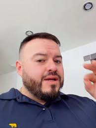 Todo para que Mandami no sea Alcalde de NY. Casa Blanca estaria en  conversaciones sobre un trabajo para Eric Adams con el presidente Trump  aumentantando la presión para que los candidatos sin