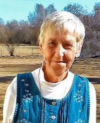 Tina Halliburton's Instagram, Twitter & Facebook