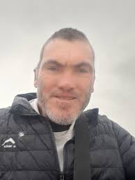 Can I use Venmo or PayPal to send money to someone in Europe from Wisconsin?