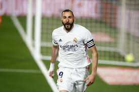 Karim benzema is set for an awkward reunion with olivier giroud after both strikers were named in france's euro 2020 squad. Arsene Wenger Calls For French Return For Karim Benzema Football Espana
