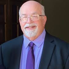 Identify radio station from 1930s or 1950s photo?