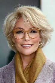 Vicki Stanton's Instagram, Twitter & Facebook