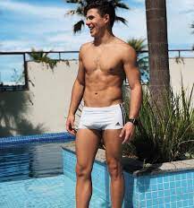 Fotos de thomaz costa