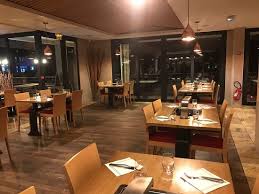 Nulle Part Ailleurs L Isle Adam Menu Prix Restaurant Avis Tripadvisor