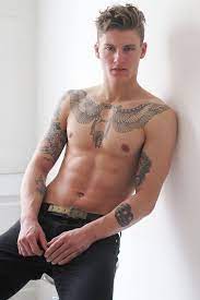 Välj mellan premium male models tattoos av högsta kvalitet. 40 Top Models With Fashionable Tattoos Male Models Tattoo Cool Tattoos For Guys Male Models