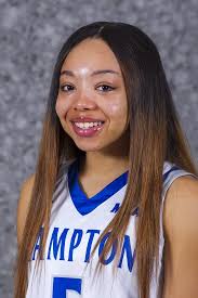 2017-18 Women's Basketball Roster