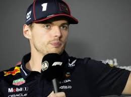 ▷ Nelson Prada en sintonía con los cambios