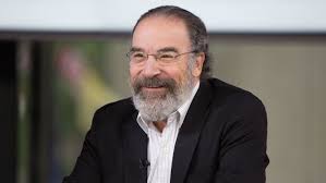 Darren devlyn with luaine lee august 06 there was panic on the set of criminal minds when mandy patinkin, one of the most revered actors. Mandy Patinkin Tears Up After Fan S Princess Bride Question