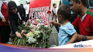 G am pantang mundur nasehatiku. Lirik Lagu Dan Chord Gitar Gugur Bunga Ciptaan Ismail Marzuki