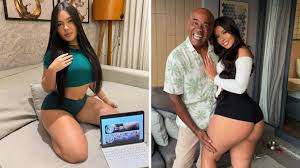 Ester Muniz, namorada de Kid Bengala, vence prêmio de Vagina mais bonita do  Brasil; veja - O Hoje