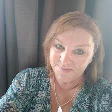 Heidi Dahl's Instagram, Twitter & Facebook