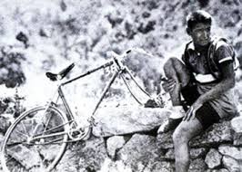 Rene Vietto In 1934 Tour De France Gave Front Wheel To His Team Leader A Poignant Picture Of A Domestique S Sacrifice