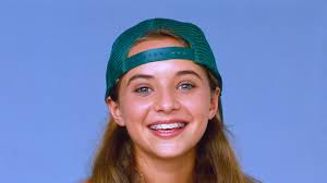 90s child star, now 44, looks ageless in new photos after ditching acting  for directing and podcast career