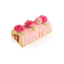 Recette Buche De Noel Maison Nos Idees Originales Cosmopolitan Fr Buche De Noel Recette Buche Buche De Noel Maison