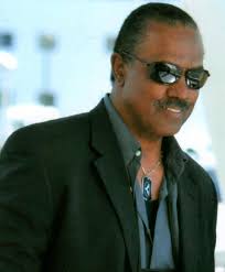 BIG SHOT ATTORNEY NAOMI DUPREE THE OFFICER OF THE COURT & DET.JACOB LIVE IN  A ROOM