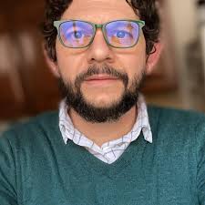 Arte huichol plasmado en un modelo de cráneo de T-Rex en el museo de  paleontología de Puebla, México 🇲🇽 🦖