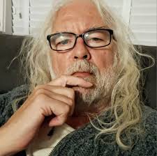 The first picture is 2014 the second is 2024. That's got to be about 10  years of unrestricted growth. It's like all effort to maintain that area  stopped after 2014. I wonder