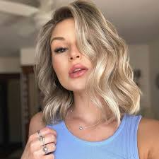 I wish I could get my hair to look like this everyday” I have so many  clients say those exact words after I finish styling their hair. Just so  you know you