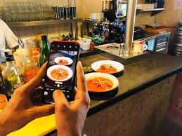 Street Vibe Bild Von Baby Jalebi Barcelona Tripadvisor Medha imam and jennifer osaki. tripadvisor