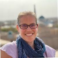 Tara Ritchie's Instagram, Twitter & Facebook