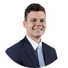 Julian Arndt's Instagram, Twitter & Facebook