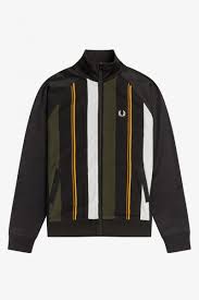 Alle infos zur karriere, die neusten news und ihre ups und downs erfahren sie hier auf gala.de. Trainingsjacke Mit Strickstreifen Schwarz Trainingsjacken Fur Herren Track Tops Sportjacken Fred Perry De