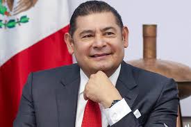 Nadie puede usar mi nombre para influir en el Poder Judi...