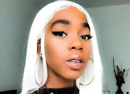 Kelly's estranged daughter, buku abi (given name joann kelly), has spoken in the statement, buku abi addressed the victims of r. R Kelly S Daughter Buku Abi Shows Her Pole Dancing Skills On Instagram