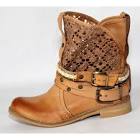 Bottes femme : retrouvez un large choix de bottes sur Sarenza