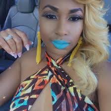 Iesha Campbell's Instagram, Twitter & Facebook