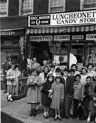 Susie S Candy Store Located On East 183rd Street And Hughes Ave 1950s Bronx New York New York City Photos New York Pictures Vintage New York