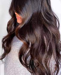 Visualizza altre idee su capelli, capelli castano cioccolato, . Duchessa Corto Richiedente Capelli Castani Cioccolato Trasporto Cimasa Lime