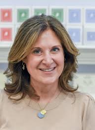 Nina Cardwell's Instagram, Twitter & Facebook