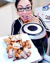 Airfry Thai pork belly stick at 190C 10min. Really taste good.